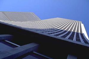 「資産形成に最適な不動産投資の始め方と成功事例」